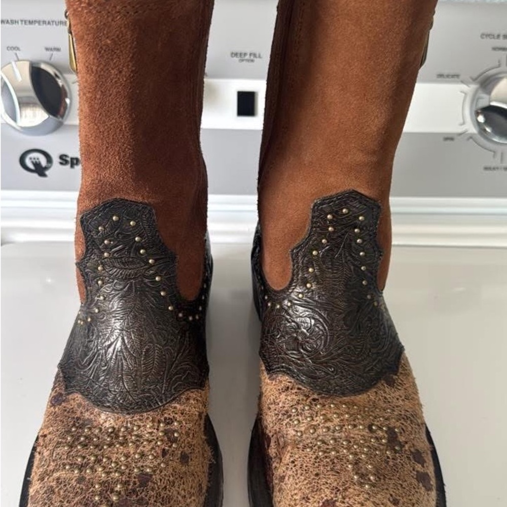 Ariat Brown and Suede Western Boots